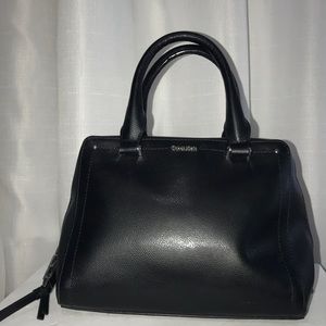 CALVIN KLEIN BLACK FAUX LEATHER BAG